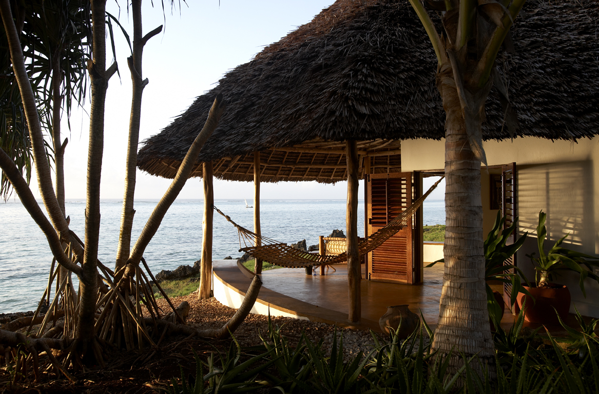 Matemwe-Lodge-exterior-hammock-seaview